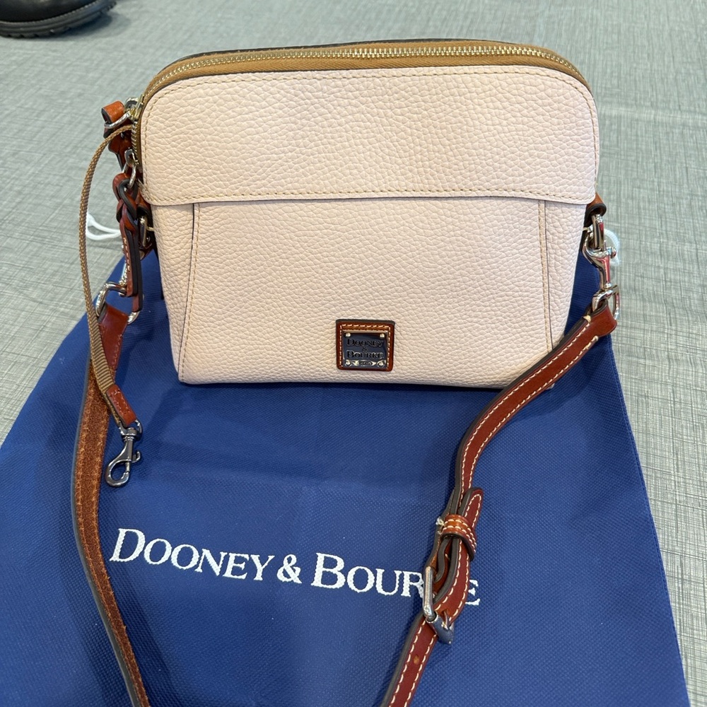 Dooney & Bourke Like new. Light Pink and Brown shoulder Bag